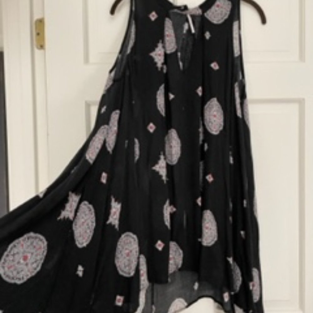 Free People Tunic Top Mini Dress Size XS Black With Medallion Design - Picture 2 of 7
